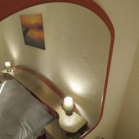 ゲストハウス Gostilna Tratnik Zoll