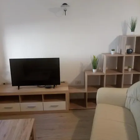 ゲストハウス Gostilna Tratnik