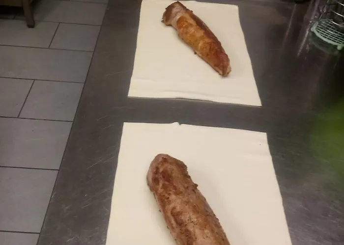 Konukevi Gostilna Tratnik Zoll