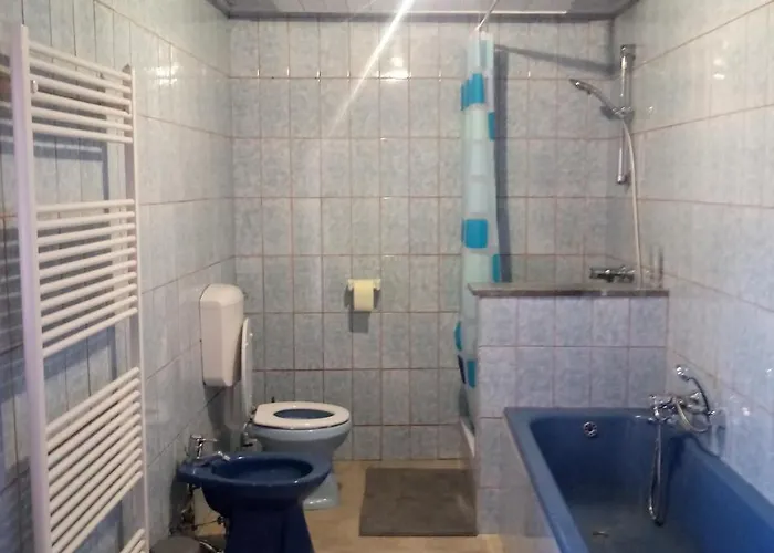 Gostilna Tratnik Konukevi Zoll