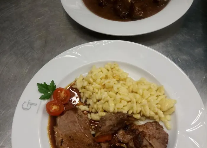 Gostilna Tratnik Konukevi *